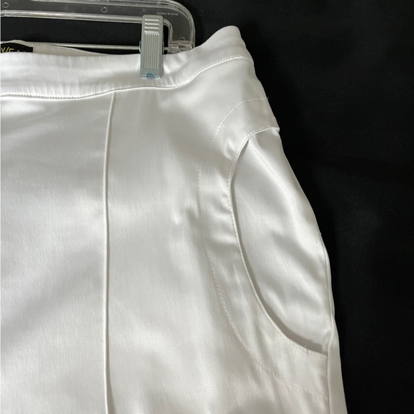 Golden Wear White Golf Capri Pant - Size 12 - Picture 5 of 10